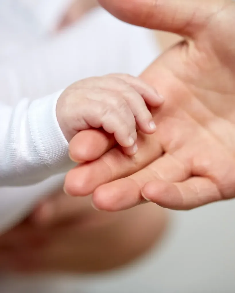 Apoyo emocional a la madre y familia